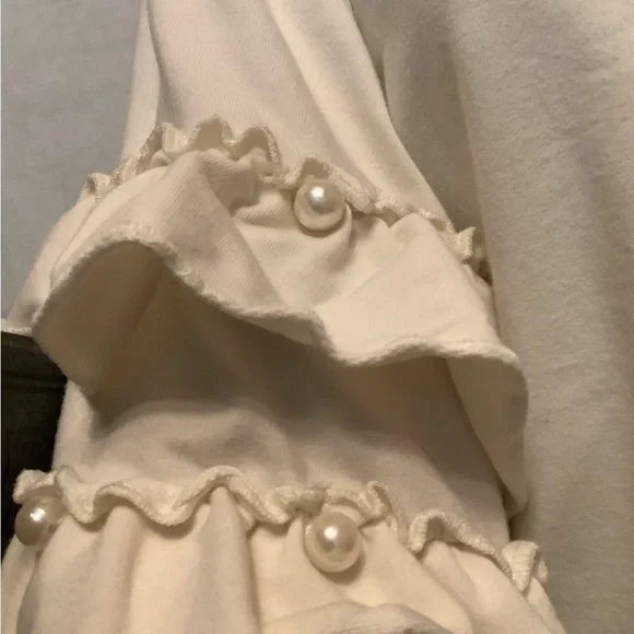 a.n.a Cream Boxy Coquette Ruffled 3/4 Sleeve Blouse - Picture 5 of 5